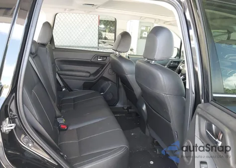 2018 Subaru Forester 2.5I Touring z USA, uszkodzony, nr VIN JF2SJAWC2JH574536